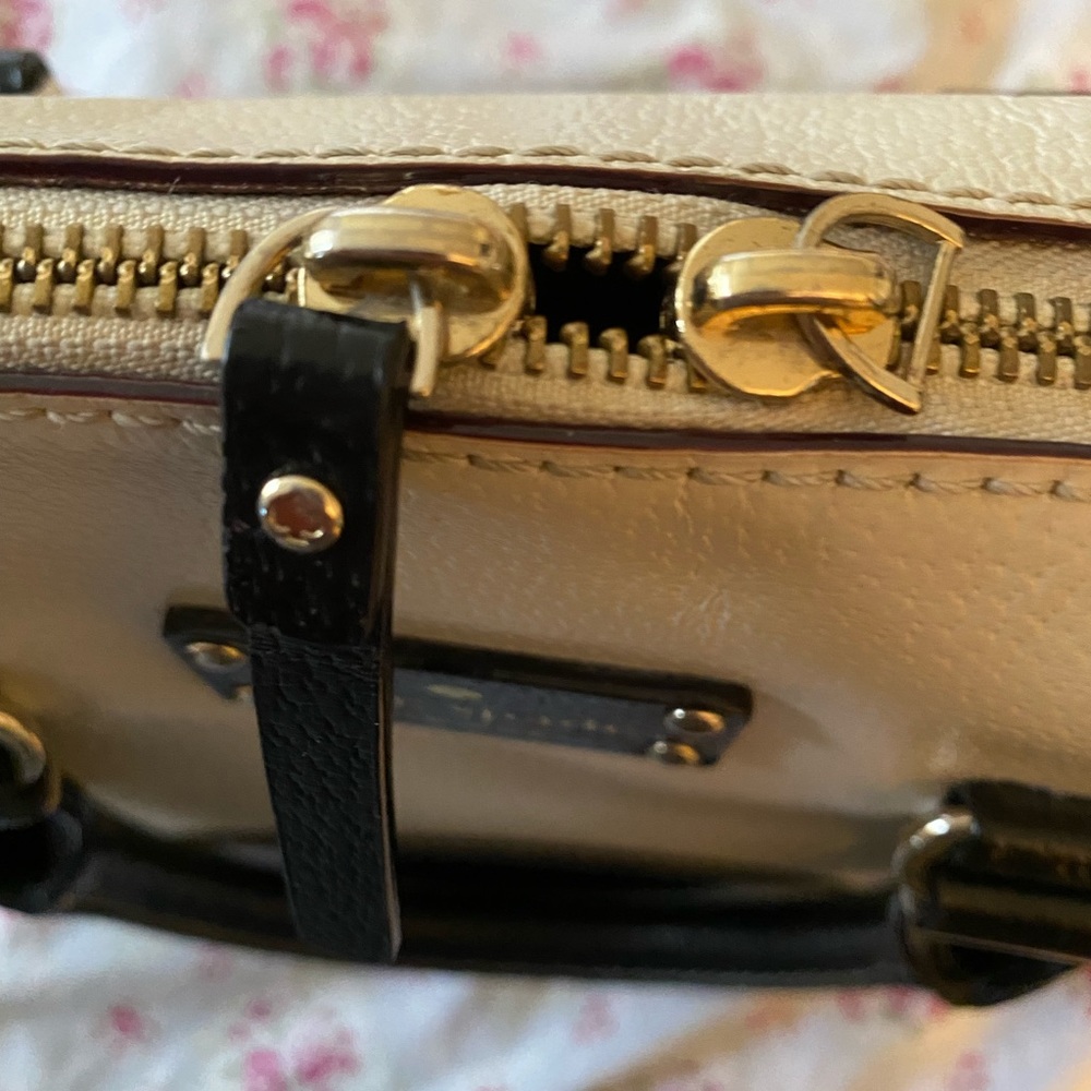 Kate Spade Handbag - Picture 4 of 8
